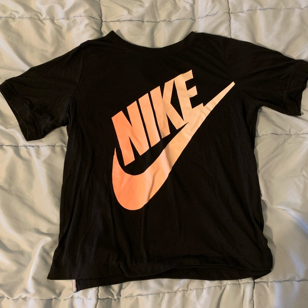 Nike t-shirt